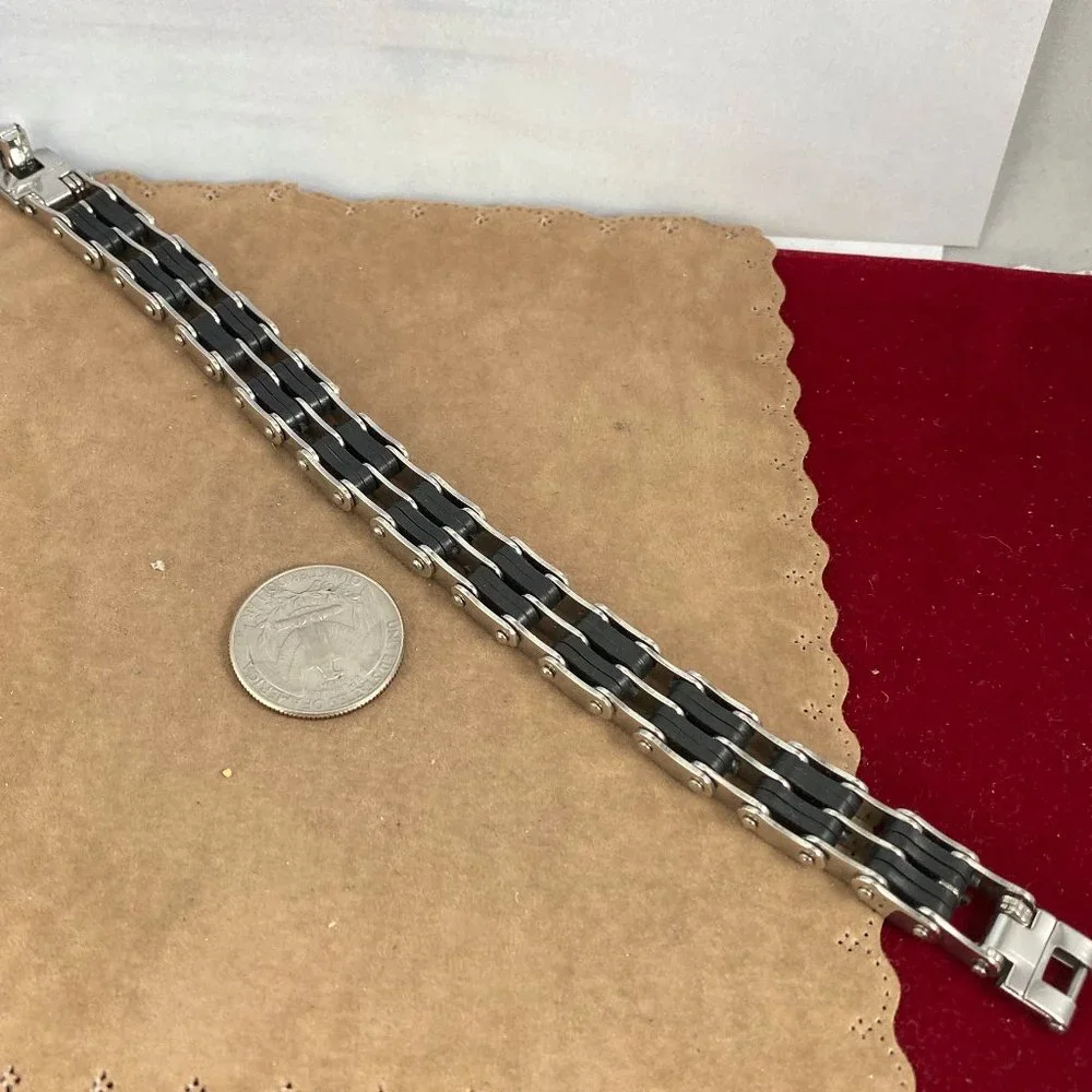 Stainless Steel Bicycle Link Bracelet Silver & Black - Picture 2 of 4